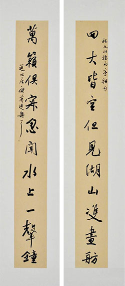 四大皆空,但见湖山双画舫；万籁俱寂,忽闻水上一声锺